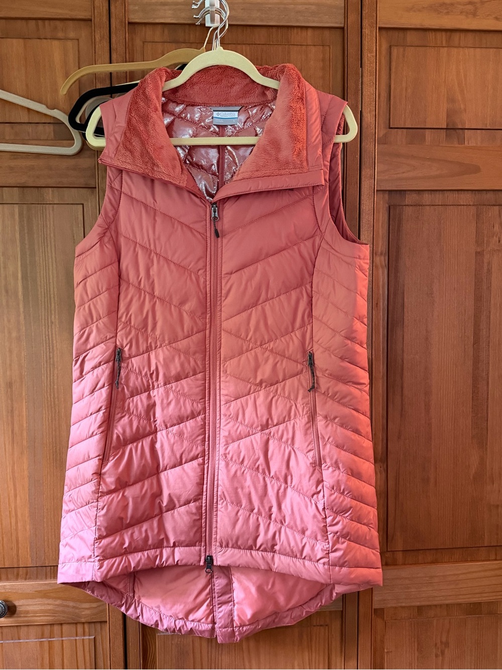 Columbia Quilted coral/Pink Vest with Plush Collar